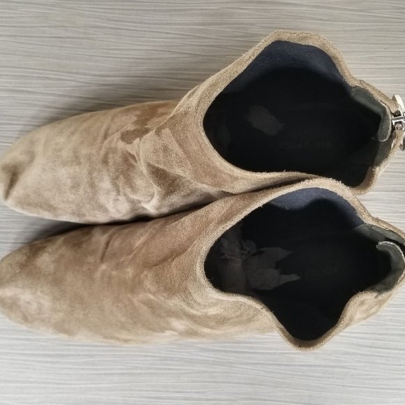Via Spiga Nadia Bootie, Tan Suede, Womens Size 9.5 M / 39.5 - Picture 8 of 10